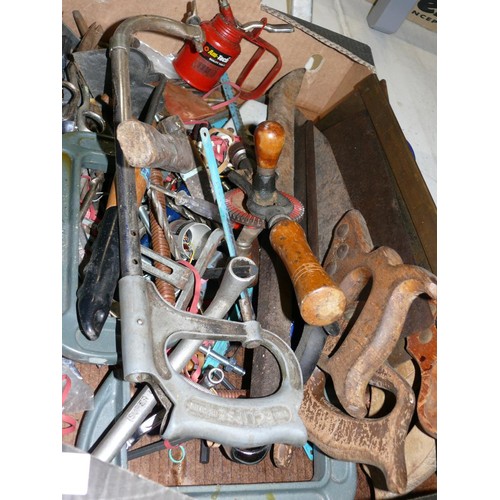 482 - A LARGE TRAY OF MIXED TOOLS INCLUDING, SAWS, CLAMPS, OIL CAN AND MANY MORE GOOD ITEMS