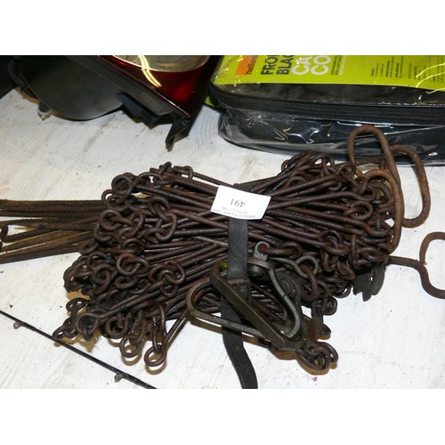 491 - VERY OLD SURVEYORS MEASURING CHAIN PLUS MARKING PINS