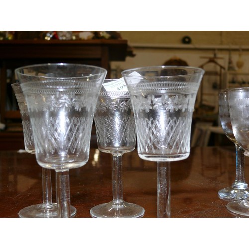 494 - 9 DELICATELY ETCHED SHERRY GLASSES