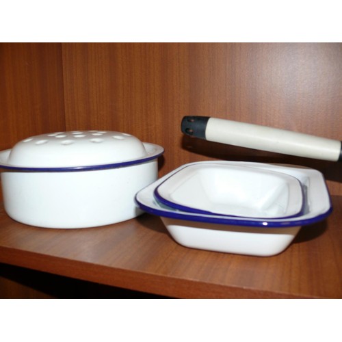 161 - SELECTION OF ENAMEL PANS, METAL GRIDDLE PAN AND A MICROWAVEABLE HOT PLATE