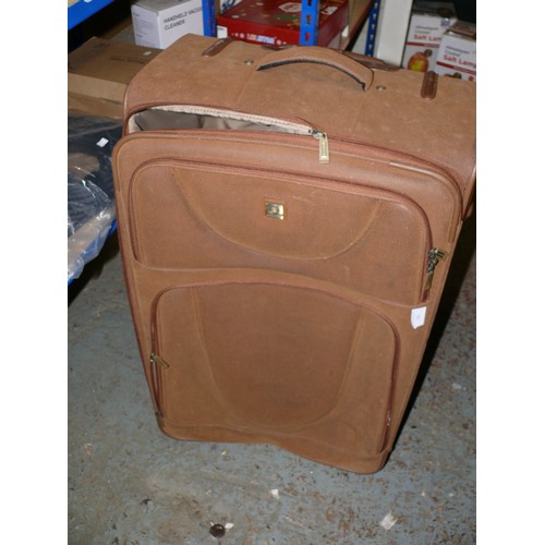 220 - LARGE GOOD QUALITY TROLLEY SUITCASE