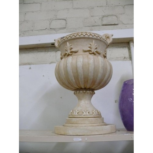 80 - LARGE GRECIAN STYLE URN, LILAC CRACKLE EFFECT VASE AND A PAIR OF CREAM BEDSIDE LAMPS WITH HESSIAN SH... 