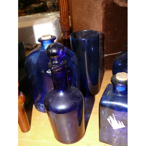 280 - COLLECTION OF BLUE GLASS VASES AND BOTTLES