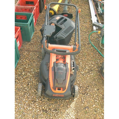 536 - BLACK AND DECKER ROTARY MOWER WITH COLLECTION BOX