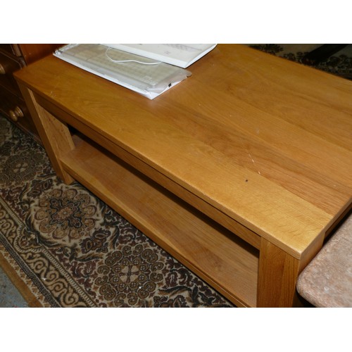 505 - CONTEMPORARY 2 TIER COFFEE TABLE