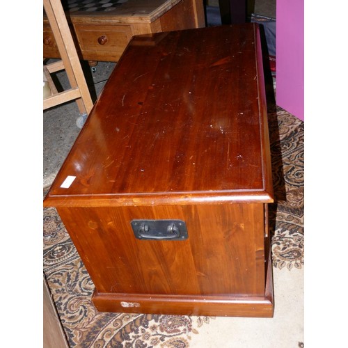 504 - PINE4 DRAWER DOUBLE SIDED COFFEE TABLE