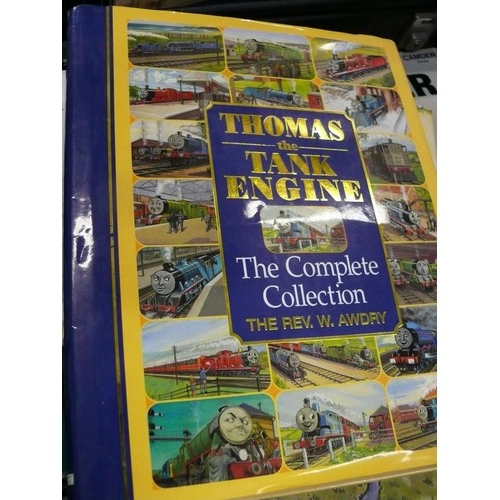 117 - THOMAS THE TANK ENGINE BOOK THE COMPLETE COLLECTION BY THE REV. W. AWDRY IN HARD BACK IN GOOD CONDIT... 