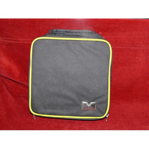 60 - SMARTGUARD CAR CLEANING KIT IN FABRIC CASE