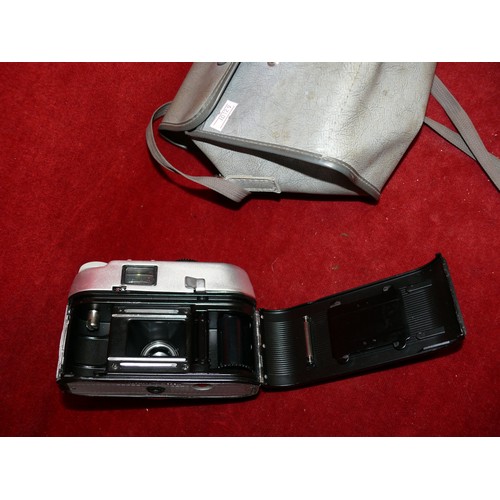 98 - BOOTS PACEMAKER 35LM CAMERA AND CASE