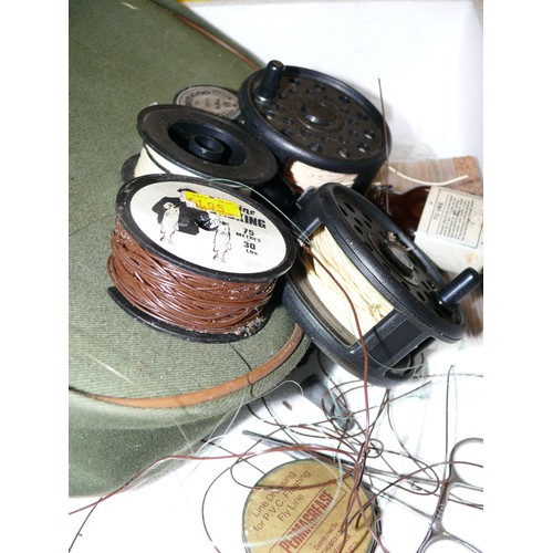 113 - SELECTION OF FISHING ITEMS TO INCLUDE 2 D.A.M. SPRINT FLY REELS