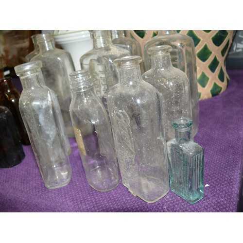 120 - NICE COLLECTION OF VINTAGE GLASS BOTTLES