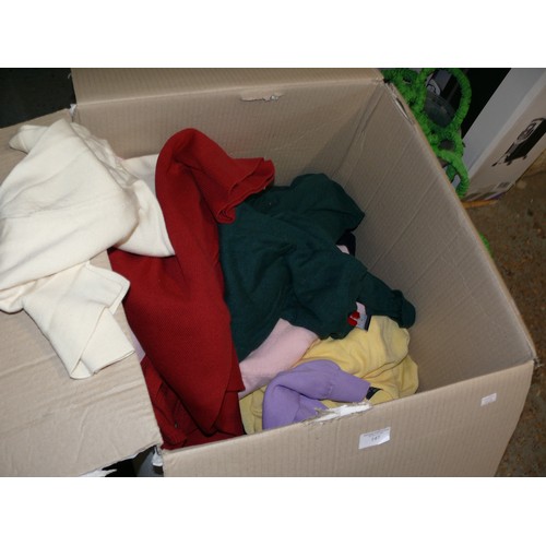 147 - BOX OF JUMPERS TO INCLUDE WOOL AND CASHMERE MOSTLY SIZE L