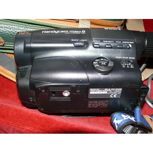 233 - SONY VIDEO 8 HANDYCAM WITH BANDBRIDGE CARRY CASE