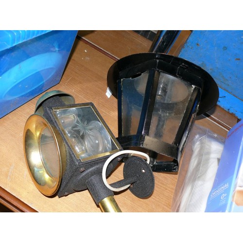 240 - CARRIAGE LAMP WALL LIGHT PLUS GARDEN LANTERN