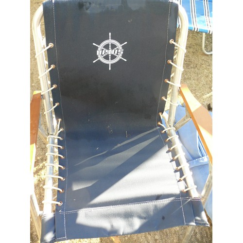 527 - BLUE PARASOL AND 2 FOLDING CHAIRS