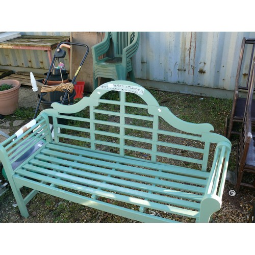 542 - WEDGEWOOD GREEN LUTYENS GARDEN BENCH IN GOOD CONDITION