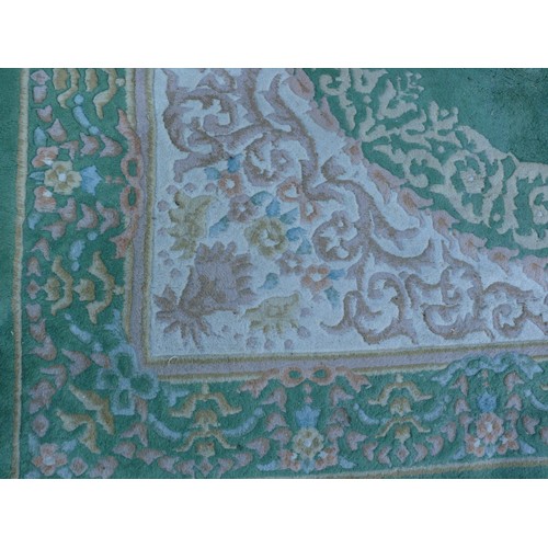 440 - VERY LARGE GREEN FLORAL RUG