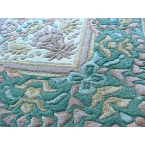 440 - VERY LARGE GREEN FLORAL RUG