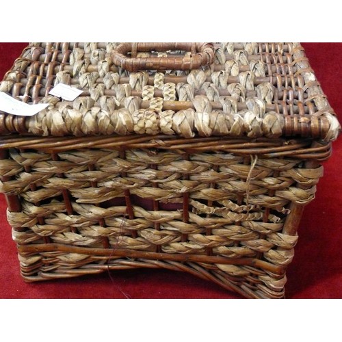 89 - WICKER SEWING BASKET WITH A NICE SELECTION OF COSTUME JEWELLERY