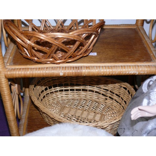 107 - A WICKER SHELF UNIT, STAIR BASKET PLUS 3 SMALL WICKER BASKETS