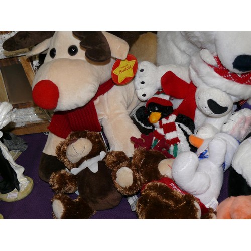 108 - NICE SELECTION OF CUDDLY CHRISTMAS TOYS TO INCLUDE WINNIE THE POOH, REINDEERS ETC