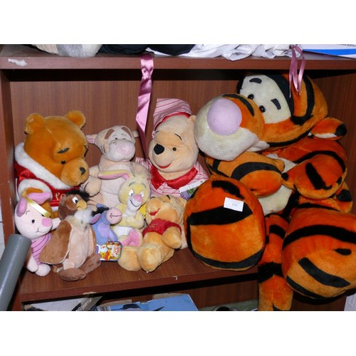 135 - COLLECTION OF DISNEY CUDDLY TOYS WINNIE THE POOH, TIGGER, PIGLET, EYORE, RABBIT, OWL