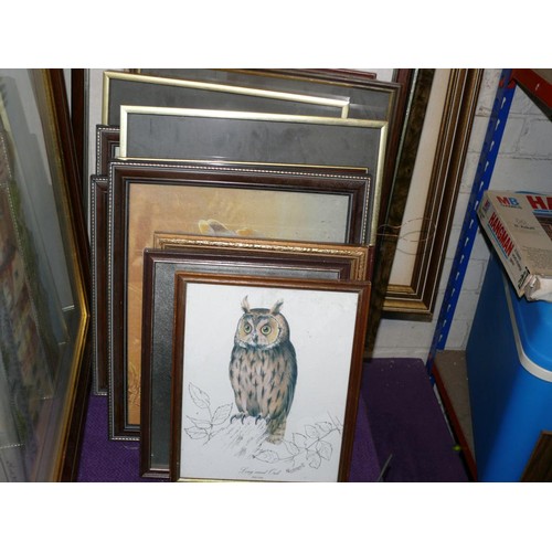 160 - LARGE COLLECTION OF FRAMED AND GLAZED PICTURES, SOME WATERCOLOURS