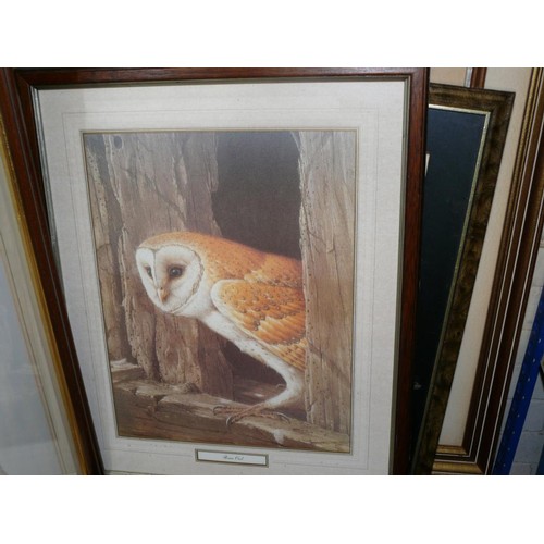 160 - LARGE COLLECTION OF FRAMED AND GLAZED PICTURES, SOME WATERCOLOURS