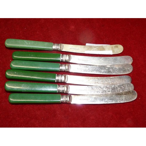 22 - SET OF 6 BUTTER KNIVES WITH SILVER FITMENTS MADE IN SHEFFIELD 1914 BY James Albert Scholes SILVERSMI... 