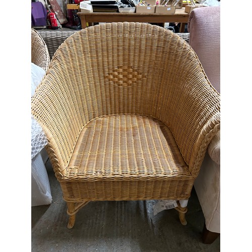 406 - SET OF 3 GOOD QUALITY AND CONDITION WICKER CHAIRS - LLOYD LOOM SHAPE