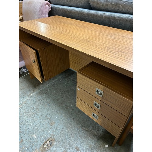 402 - TEAK EFFECT KNEEHOLE DESK WITH 3 DRAWERS AND A CUPBOARD