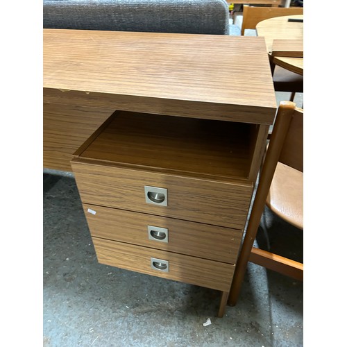 402 - TEAK EFFECT KNEEHOLE DESK WITH 3 DRAWERS AND A CUPBOARD