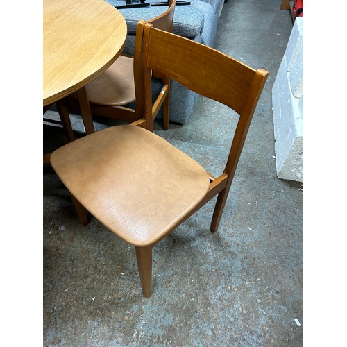 373 - DINING TABLE AND FOUR DINING CHAIRS WITH TAN LEATHERETTE SEATS