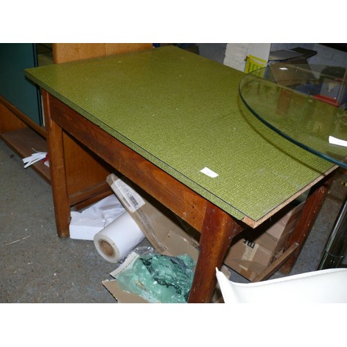 243 - VINTAGE KITCHEN TABLE - NICELY MADE WITH CHAMFERED LEGS AND A DRAWER - GREEN RETRO FORMICA TOP