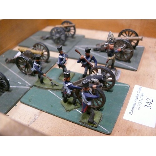 342 - Group of 5x Napoleonic artillery field guns, one with crew.
Miniature lead cast soldiers - Hinchliff... 