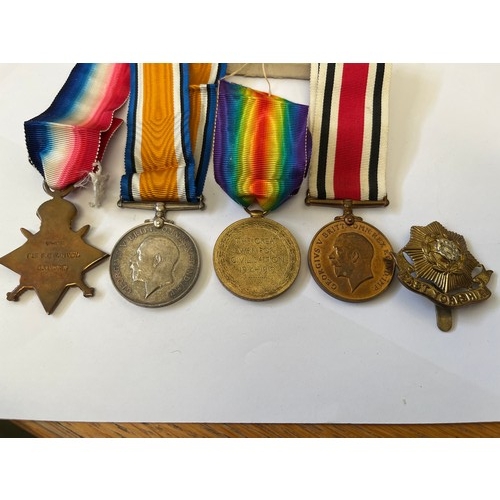 18 - A FULL SET OF WWI MEDALS PLUS BOX ISSUED  INCLUDING 1914 / 15 STAR TO CORPORAL FREDERICK C W NIVEN H... 