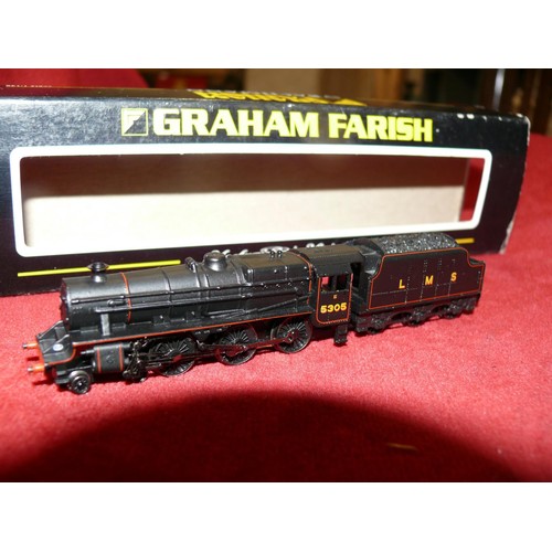 367A - 1:148 scale Black LMS Locomotive with tender model train and 3x coaches in boxes. Graham Farish by B... 