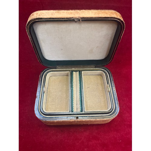 46 - A LIBERTY`S OF LONDON ART DECO 1920`ISH LEATHER JEWEL CASE MADE FROM PIG SKIN IN ITALY with leather ... 