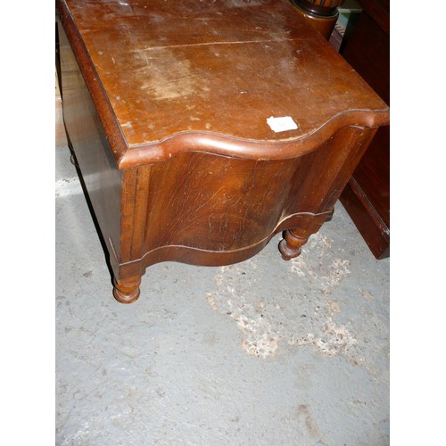 440 - 2x Victorian mahogany commode cabinets.