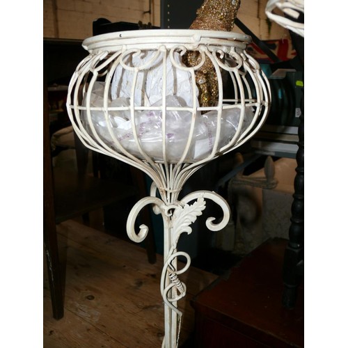 490 - 3x Vintage metal Victorian style plant stands, off whie/cream colour.