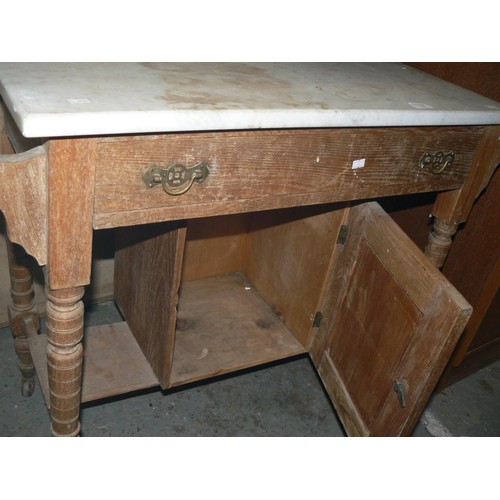 439 - Edwardian oak washstand with white mottled marble top (Detached).