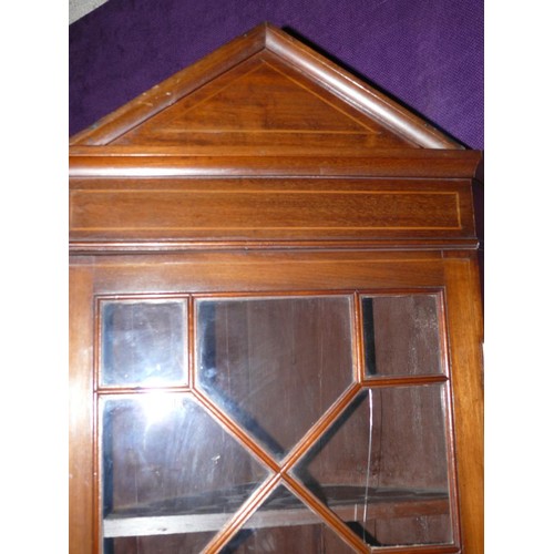 462 - Early 20thC Georgian style mahogany astragal glazed corner cabinet in 2 parts, with a large oval fan... 