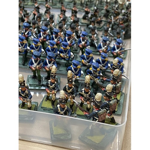 339 - Large collection of Napoleonic soldiers of the Austrian and Prussian armies. Miniature lead cast sol... 