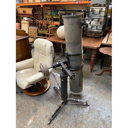 541 - Fullerscopes telescope for renovation - VERY large and heavy with cast iron base, bag of parts and c... 