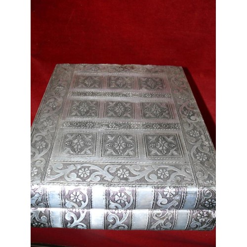 66 - LARGE BEAUTIFUL SILVER METAL JEWELLERY BOX WITH CONTENTS OF GOOD QUALITY AND VINTAGE JEWELLERY