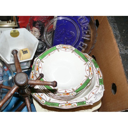 353 - 2 BOXES OF COLLECTABLE AND DECORATIVE ITEMS TO INCLUDE CARRIAGE CLOCK, DRESSING TABLE ITEMS, GLASSWA... 