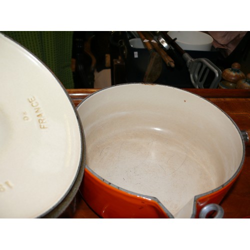 355 - 2 LE CRUESET SAUCEPANS AND A FRYING PAN IN FLAME ORANGE, ALL IN VERY GOOD CONDITION