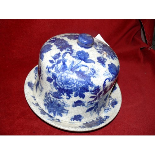 234 - VINTAGE BLUE AND WHITE CHEESE DOME AND A BLUE AND WHITE BUTTER DISH