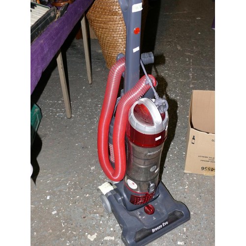 390 - BREEZE EVO HOOVER