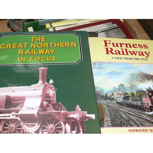 360 - TRAY OF RAILWAY BOOKS INCLUDING THE GREAT NORTHERN RAILWAY IN FOCUS & THE LNWR RECALLED